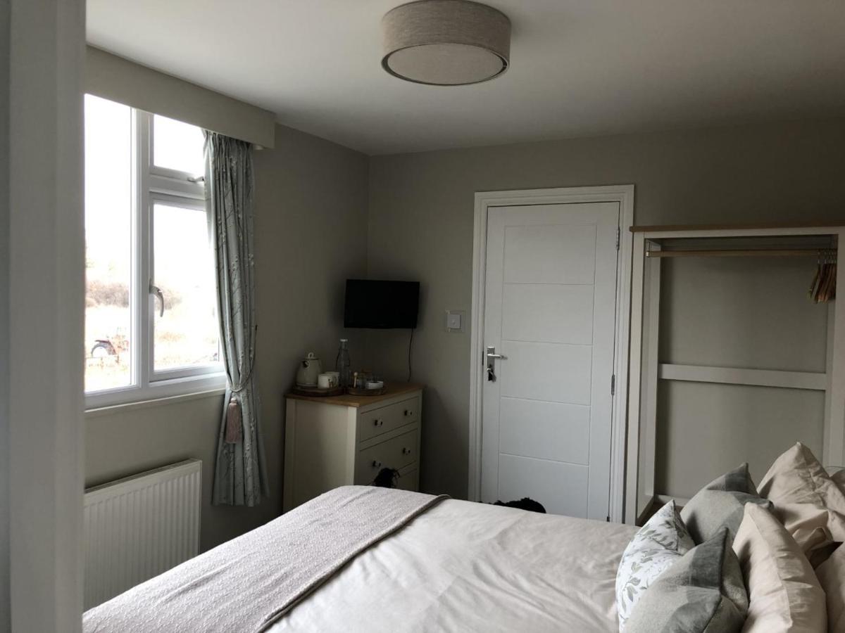 Woodland House B & B ウィンボーン・ミンスター エクステリア 写真